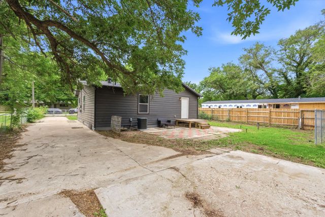 5726 S Vandale Ave, Wichita, KS 67217