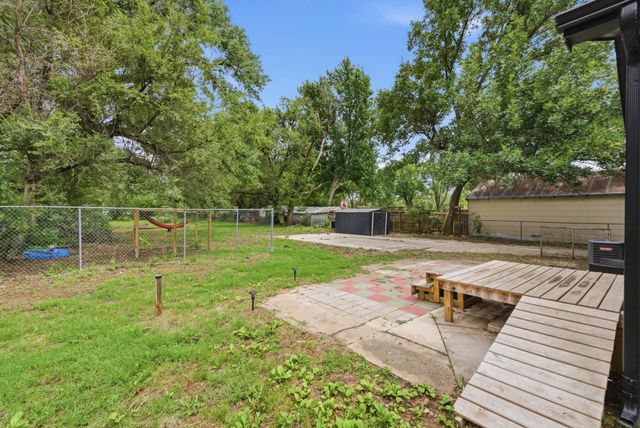 5726 S Vandale Ave, Wichita, KS 67217