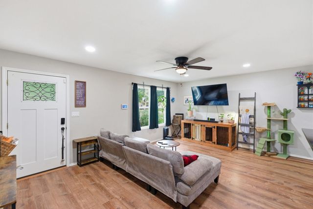 5726 S Vandale Ave, Wichita, KS 67217