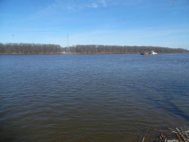 14807 Vans Road, Fulton, IL 61252