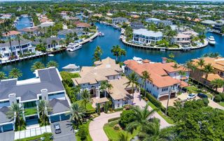 3111 NE 27th Ave, Lighthouse Point, FL 33064