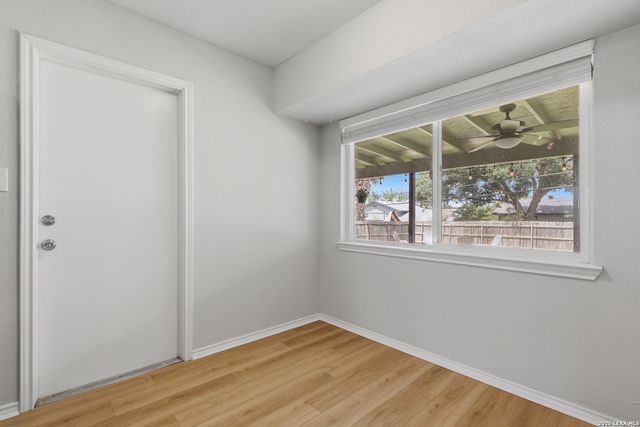 12902 Lone Shadow Trail, Live Oak, TX 78233