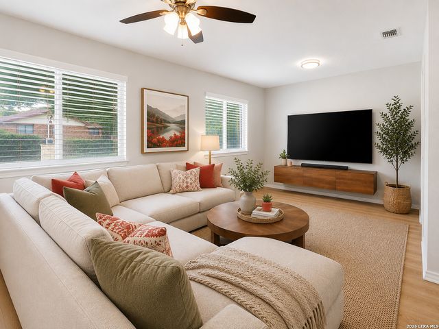 12902 Lone Shadow Trail, Live Oak, TX 78233