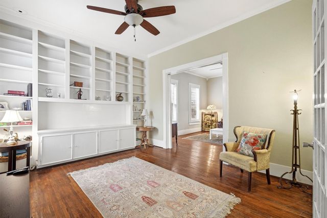 220 Marshall Street, Houston, TX 77006