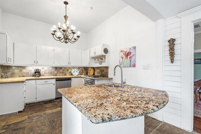 220 Marshall Street, Houston, TX 77006