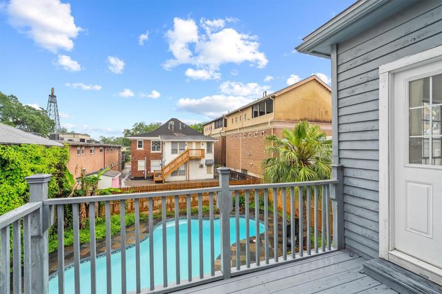 220 Marshall Street, Houston, TX 77006