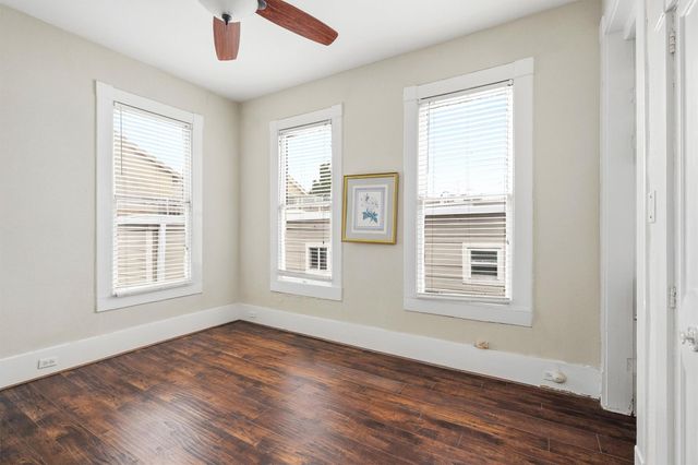 220 Marshall Street, Houston, TX 77006