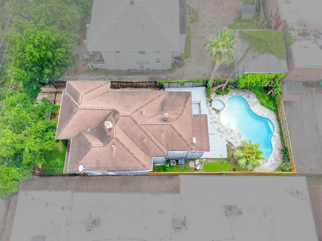 220 Marshall Street, Houston, TX 77006
