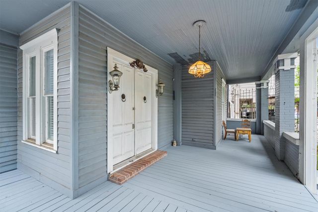 220 Marshall Street, Houston, TX 77006