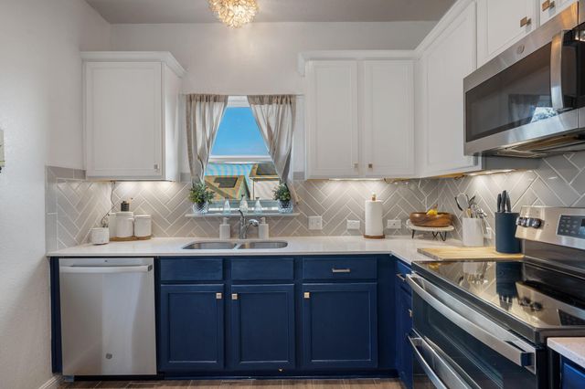 16710 Sonoma Breeze DR, Manor, TX 78653