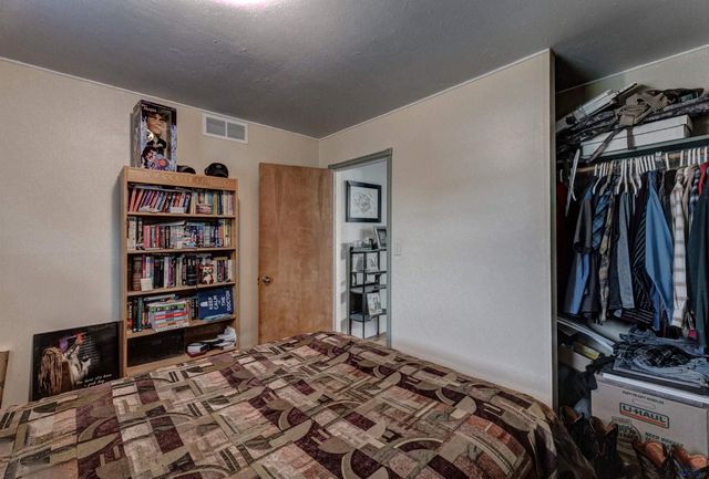 2120 LINCOLN AVE, Rapid City, SD 57701