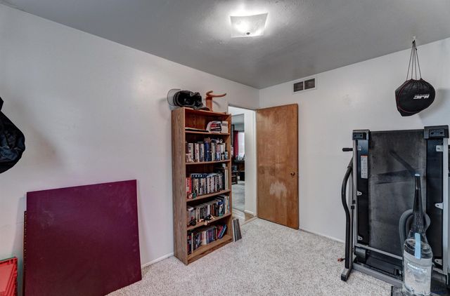 2120 LINCOLN AVE, Rapid City, SD 57701