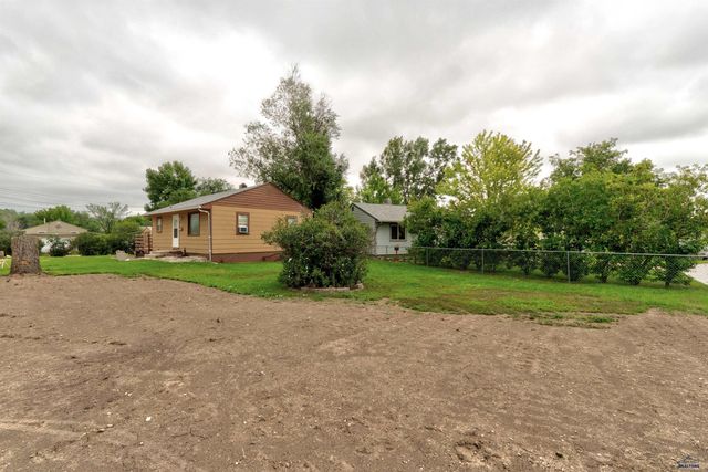 2120 LINCOLN AVE, Rapid City, SD 57701