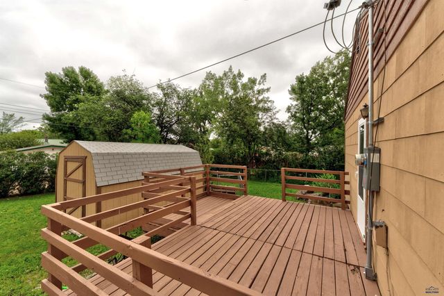 2120 LINCOLN AVE, Rapid City, SD 57701