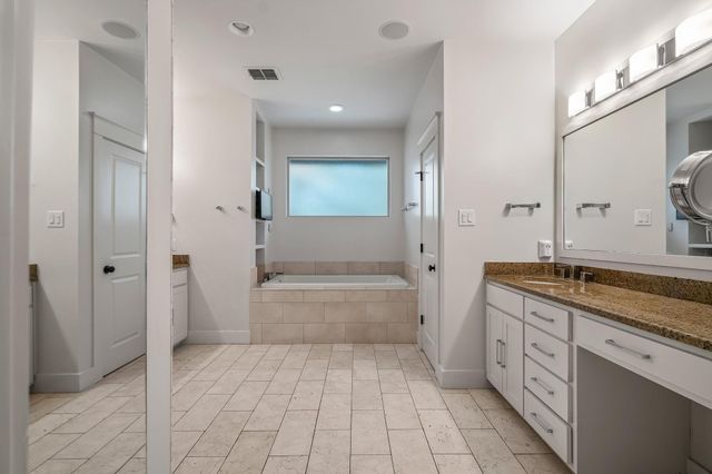 7202 Running Rope CIR, Austin, TX 78731