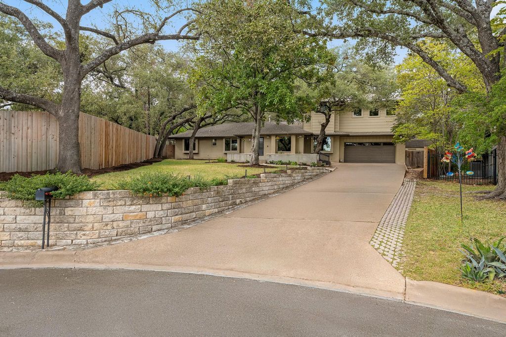 7202 Running Rope CIR, Austin, TX 78731