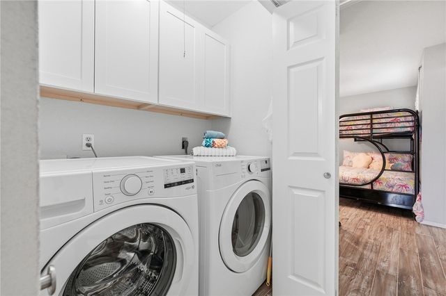 1902 Bayhouse Dr 1902, Rockport, TX 78382