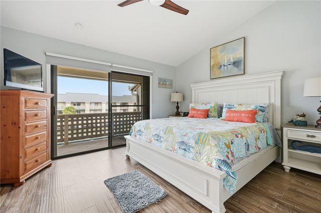 1902 Bayhouse Dr 1902, Rockport, TX 78382