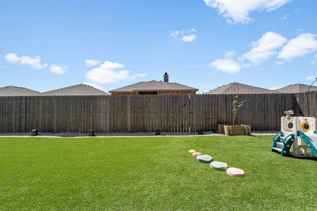 1915 136th Street, Lubbock, TX 79423