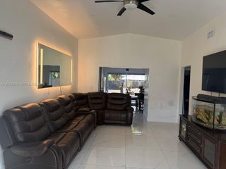 11818 SW 273rd Lane, Homestead, FL 33032