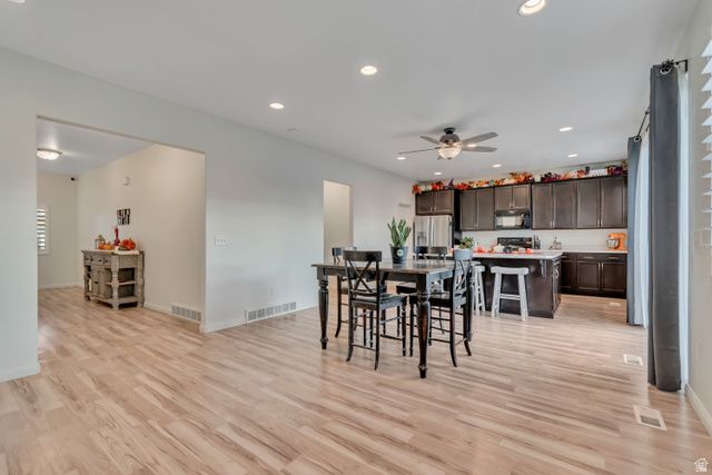 5073 N FOLKSTONE DR, Eagle Mountain, UT 84005