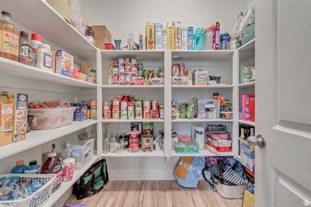 5073 N FOLKSTONE DR, Eagle Mountain, UT 84005