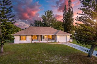 3120 SW Landale Boulevard, Port St. Lucie, FL 34953