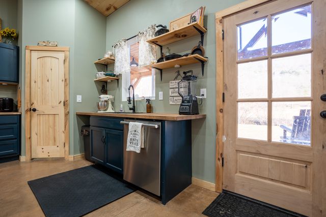 11438 County Road 91, Bryant, AL 35958