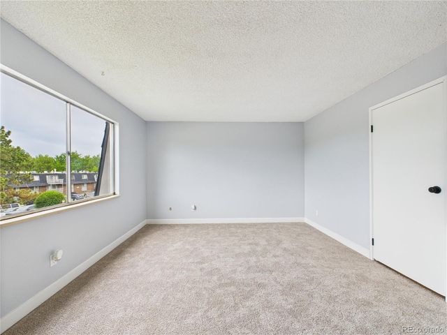 190 E Highline Circle 302, Centennial, CO 80122
