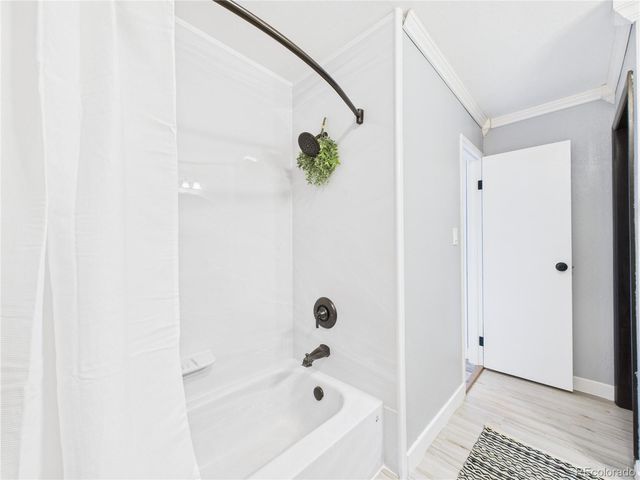 190 E Highline Circle 302, Centennial, CO 80122