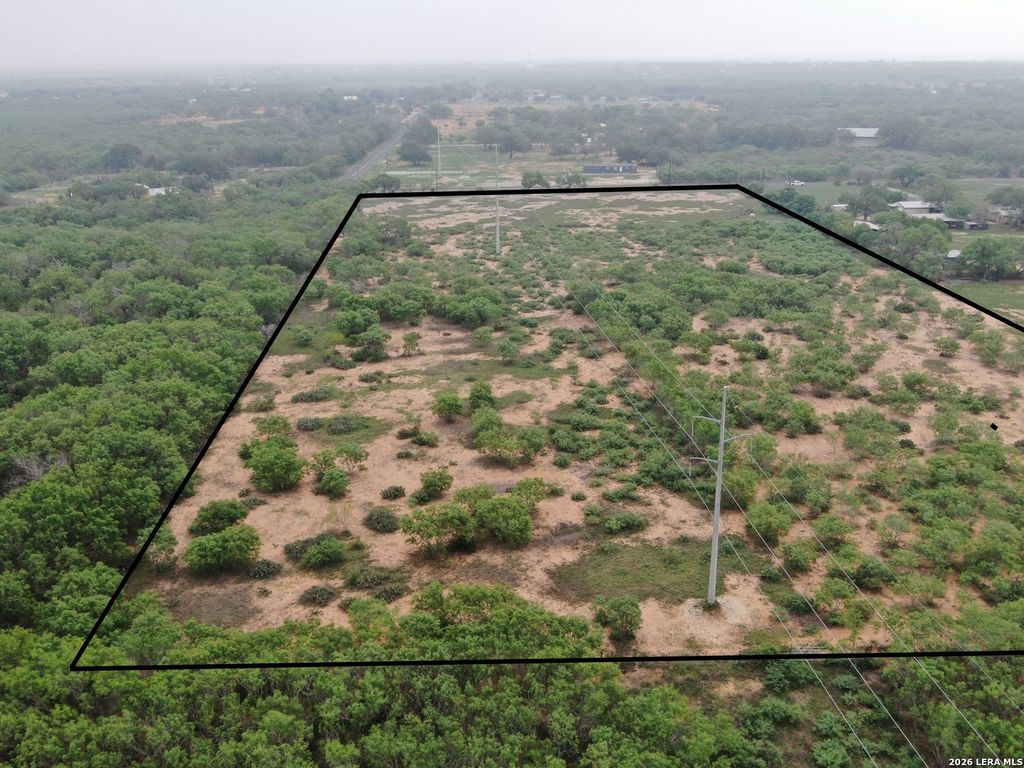 00 Briggs, Somerset, TX 78069