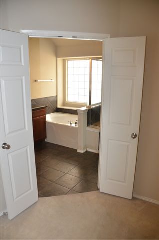 5505 Old Orchard Drive, Fort Worth, TX 76123