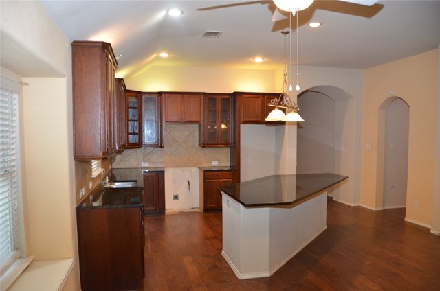 5505 Old Orchard Drive, Fort Worth, TX 76123