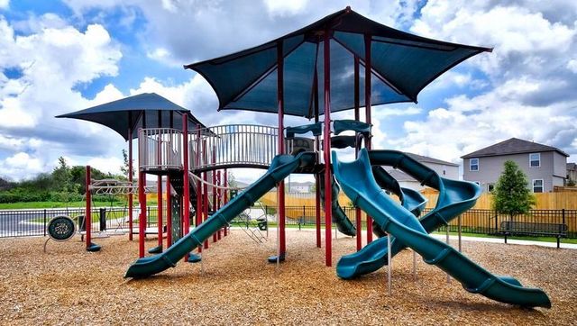 755 Wonderland TRL, New Braunfels, TX 78132