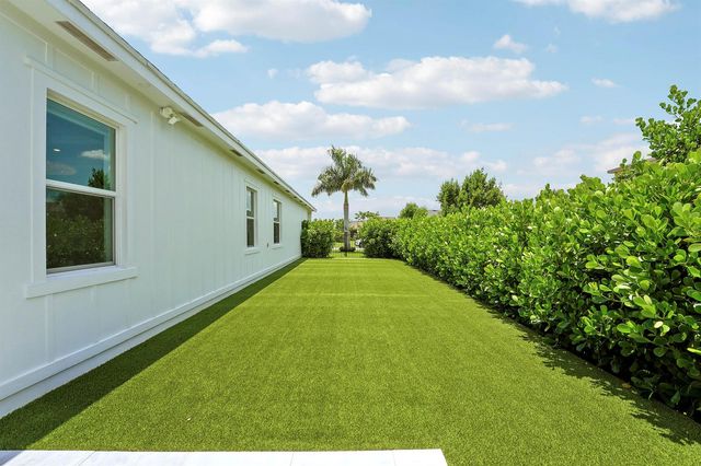 1174 Haywagon Trail, Loxahatchee, FL 33470