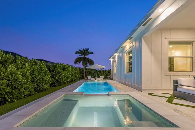 1174 Haywagon Trail, Loxahatchee, FL 33470