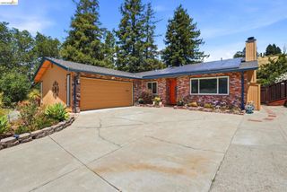 2662 Tamalpais Dr, Pinole, CA 94564