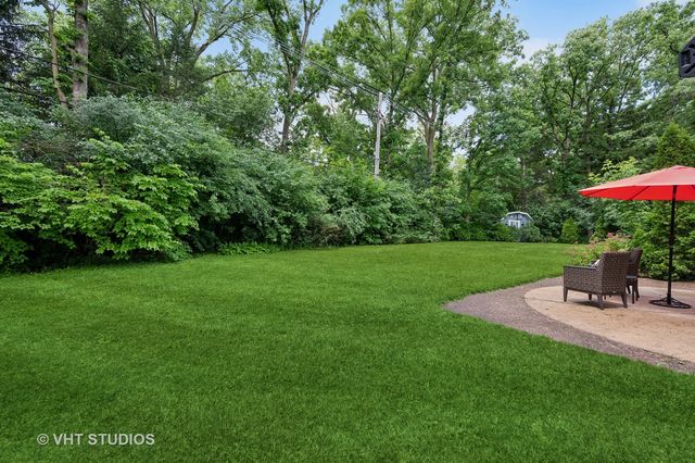 1239 Cambridge Court, Highland Park, IL 60035