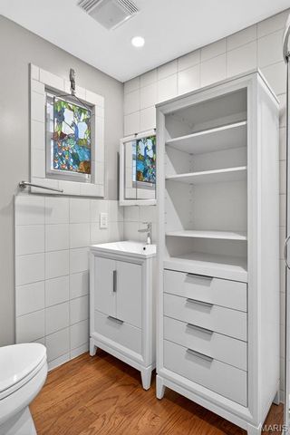 7856 Leona Street, St Louis, MO 63123