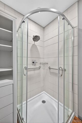 7856 Leona Street, St Louis, MO 63123