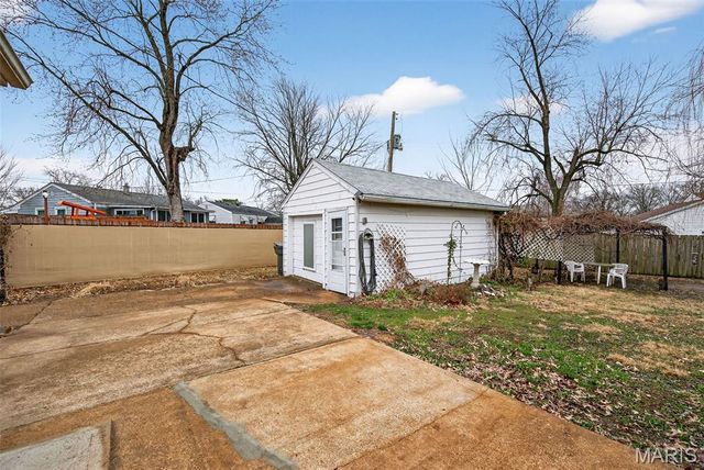 7856 Leona Street, St Louis, MO 63123