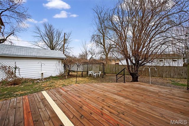 7856 Leona Street, St Louis, MO 63123