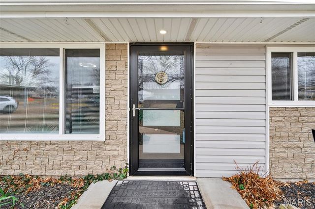 7856 Leona Street, St Louis, MO 63123