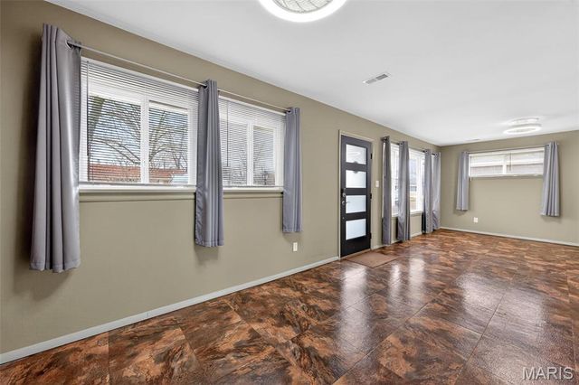 7856 Leona Street, St Louis, MO 63123