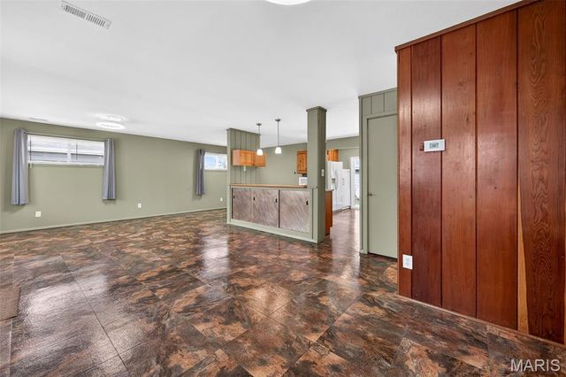 7856 Leona Street, St Louis, MO 63123