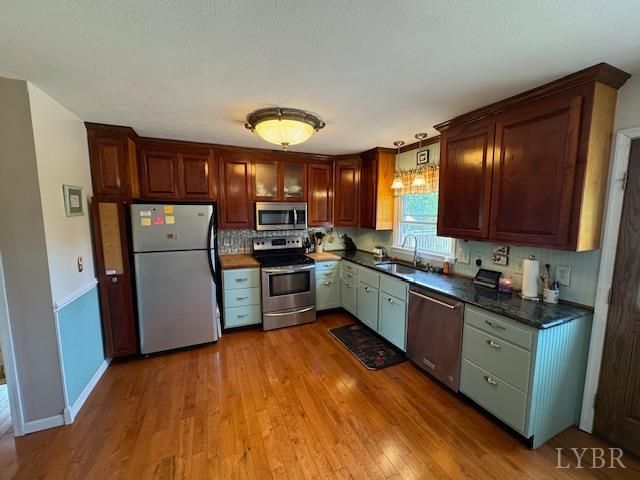 827 Wolf Creek Lane, Appomattox, VA 24522