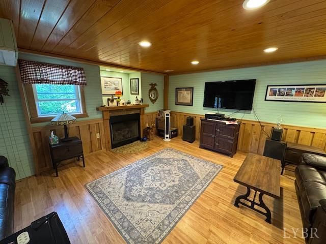 827 Wolf Creek Lane, Appomattox, VA 24522