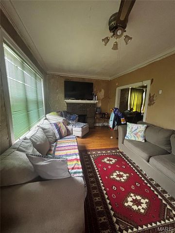 4204 N Euclid Avenue, St Louis, MO 63115