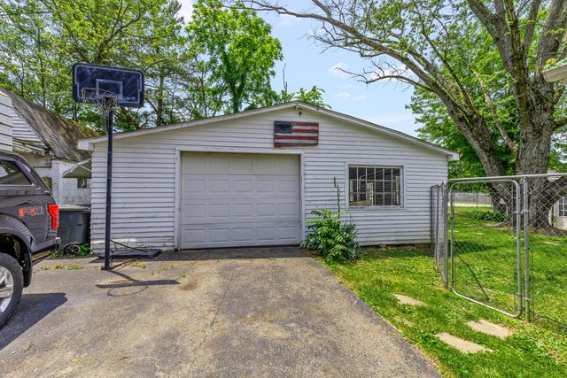 143 Walnut Street, Sunbury, OH 43074