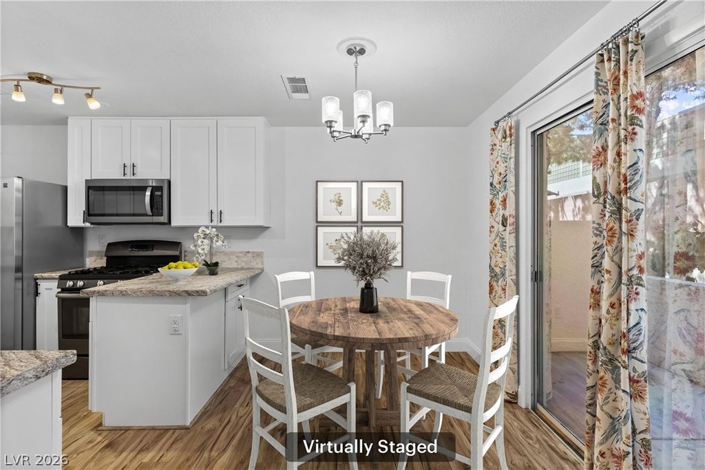 6965 Oyster Shell Drive, Las Vegas, NV 89108 — photo 4